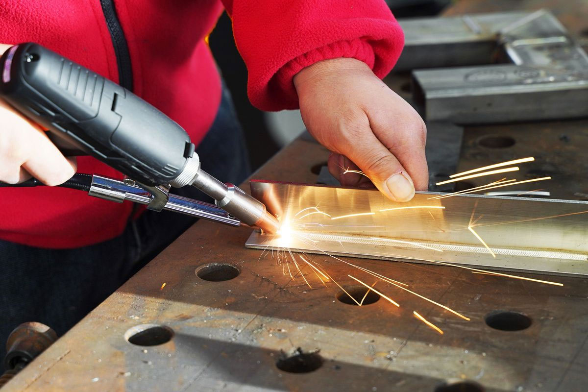 Application of laser welding on stainless steel 6